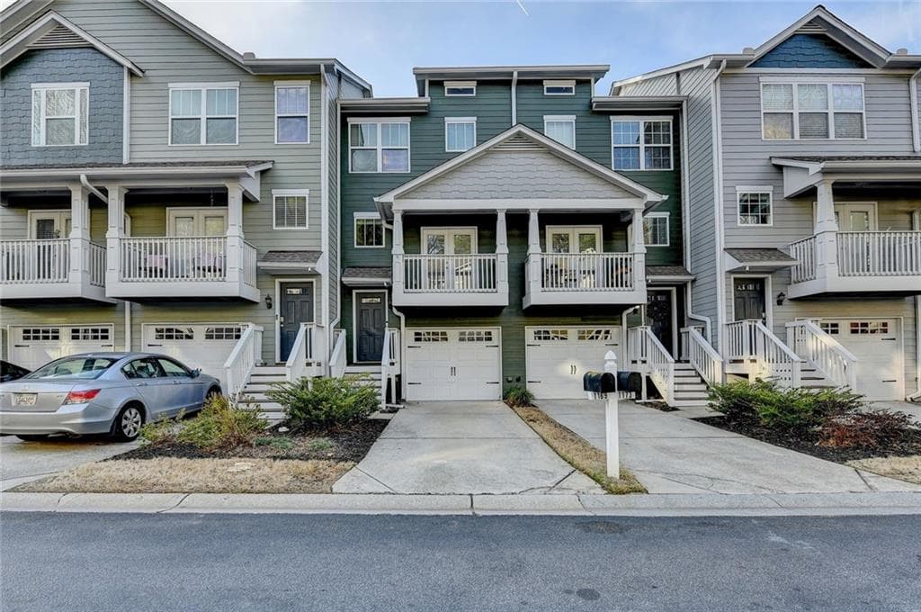 3 bedroom, 4 bathroom, 1,432 sq ft townhouse sold at 1169 Liberty Parkway, Atlanta, GA 30318