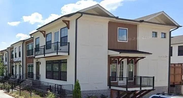 3 bedroom, 3 bathroom, 2,145 sq ft townhouse sold at 112 Downing Drive, Alpharetta, GA 30022