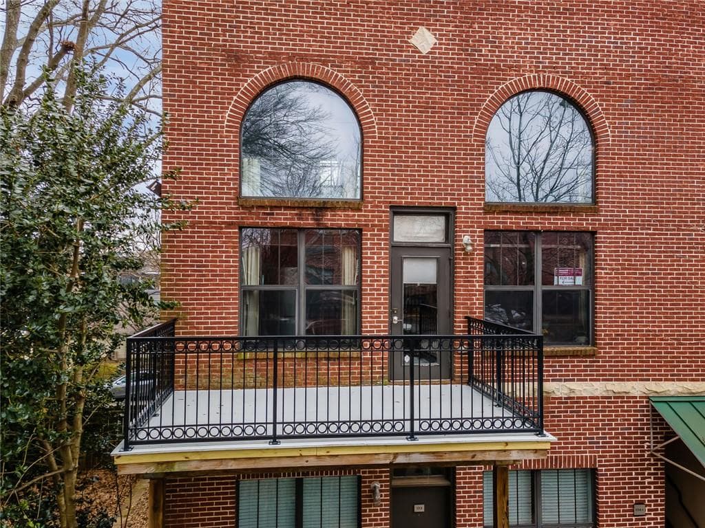2 bedroom, 2 bathroom, 1,002 sq ft condominium sold at 791 Wylie Street 1114, Atlanta, GA 30316