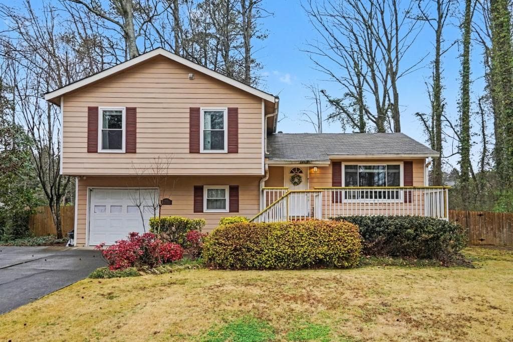 3 bedroom, 2 bathroom, 1,418 sq ft single family residence sold at 1950 Branch View Drive, Marietta, GA 30062