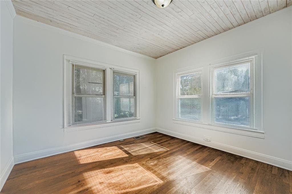 2 bedroom, 2 bathroom, 1,050 sq ft single family residence under contract at 511 Walnut Street, Hapeville, GA 30354 — photo 10
