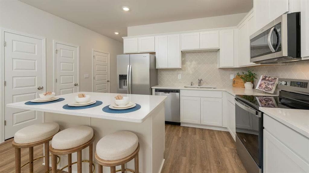 3 bedroom, 3 bathroom, 1,425 sq ft townhouse under contract at 5007 Oakwood Road, Stone Mountain, GA 30088 — photo 9
