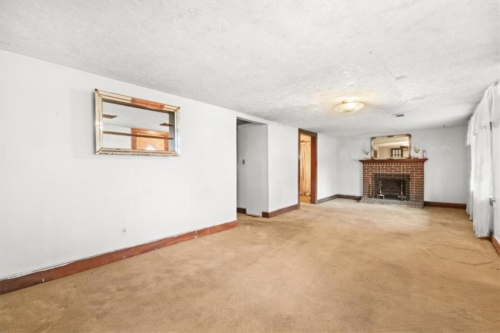 3 bedroom, 2 bathroom, 2,836 sq ft single family residence for sale at 2706 Burton Road, Atlanta, GA 30311 — photo 2