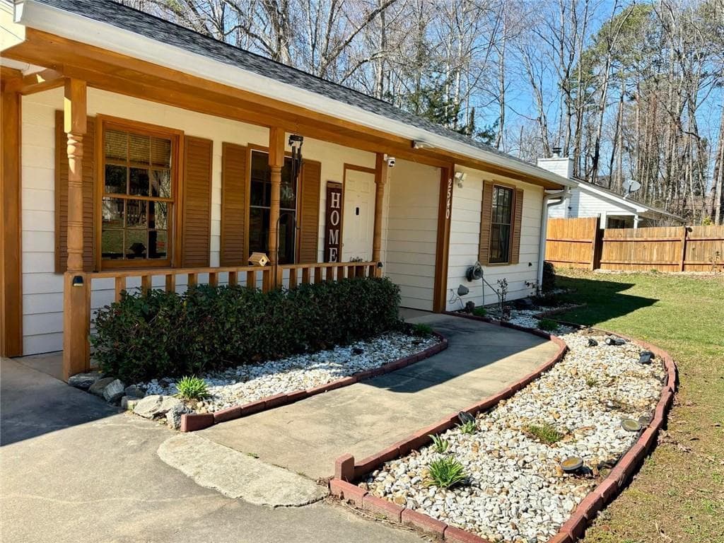 2540 Valient Drive, Cumming, GA 30041 — most recent listing photo
