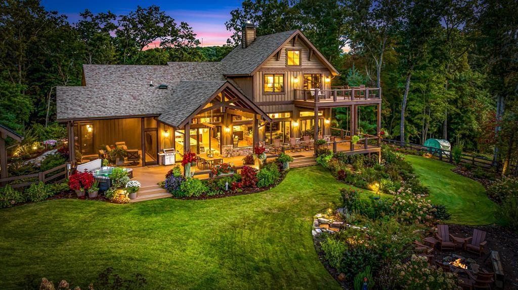 1241 Scenic Drive, Blue Ridge, GA 30513 — most recent listing photo