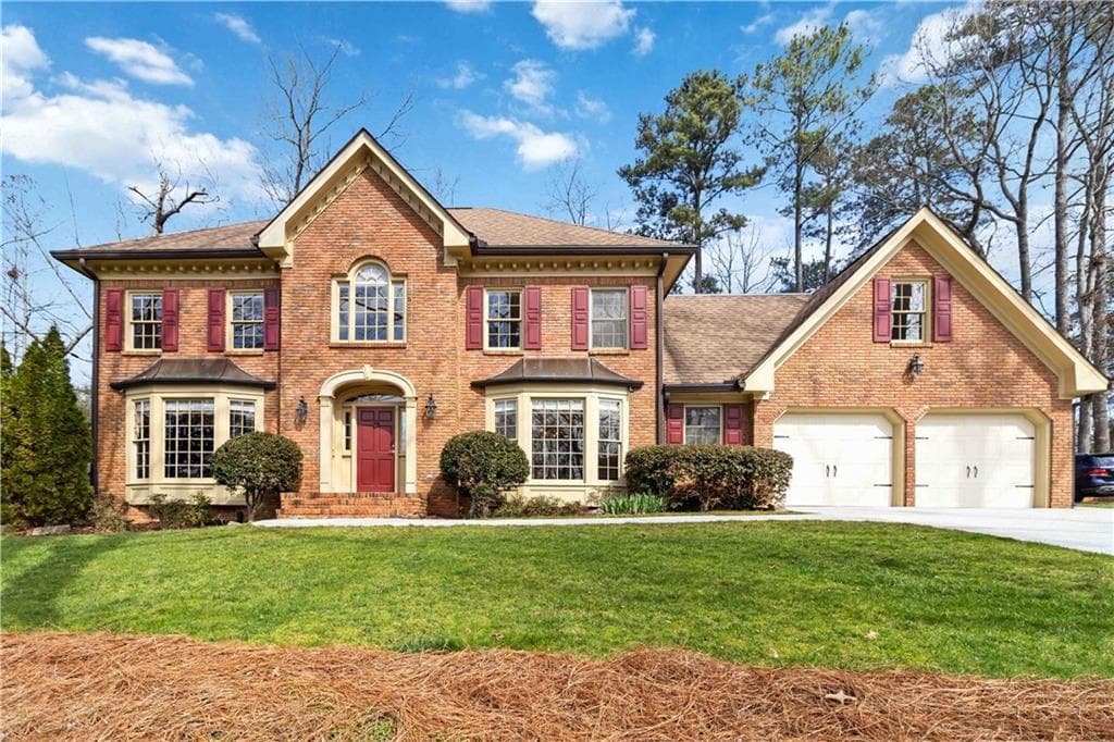 4 bedroom, 4 bathroom, 2,433 sq ft single family residence sold at 4947 Buckline Crossing, Atlanta, GA 30338
