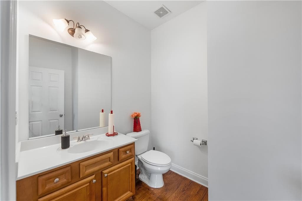 4 bedroom, 4 bathroom, 2,195 sq ft townhouse for sale at 3998 Llewellin Lane, Smyrna, GA 30082 — photo 10