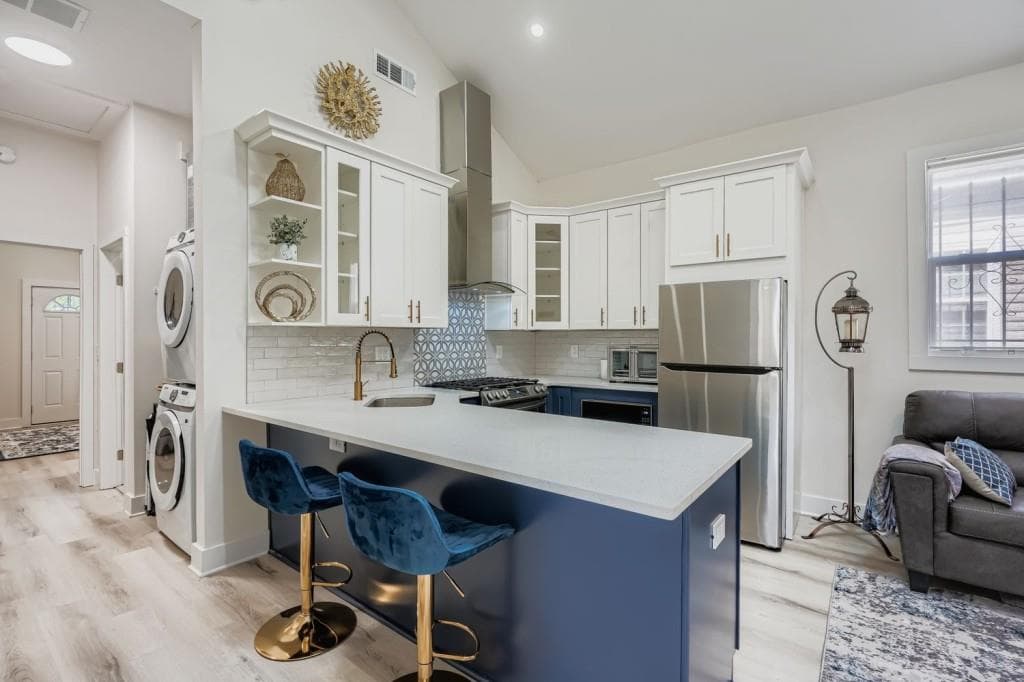 1 bedroom, 1 bathroom duplex for rent at 18 Booker Street, Atlanta, GA 30314 for $2,000 a month — photo 5