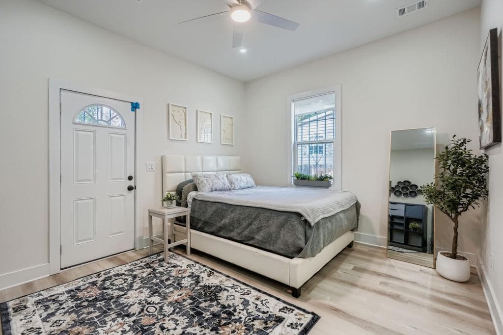 1 bedroom, 1 bathroom duplex for rent at 18 Booker Street, Atlanta, GA 30314 for $2,000 a month — photo 8