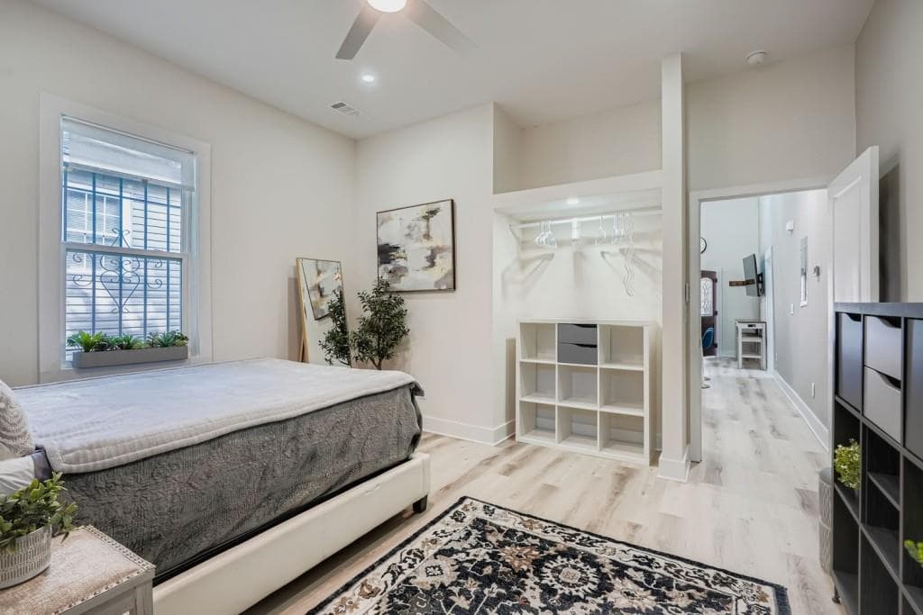 1 bedroom, 1 bathroom duplex for rent at 18 Booker Street, Atlanta, GA 30314 for $2,000 a month — photo 9