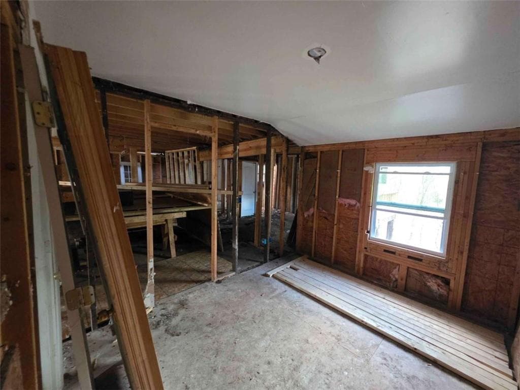 3 bedroom, 2 bathroom, 920 sq ft single family residence for sale at 1285 North Avenue, Atlanta, GA 30318 — photo 7