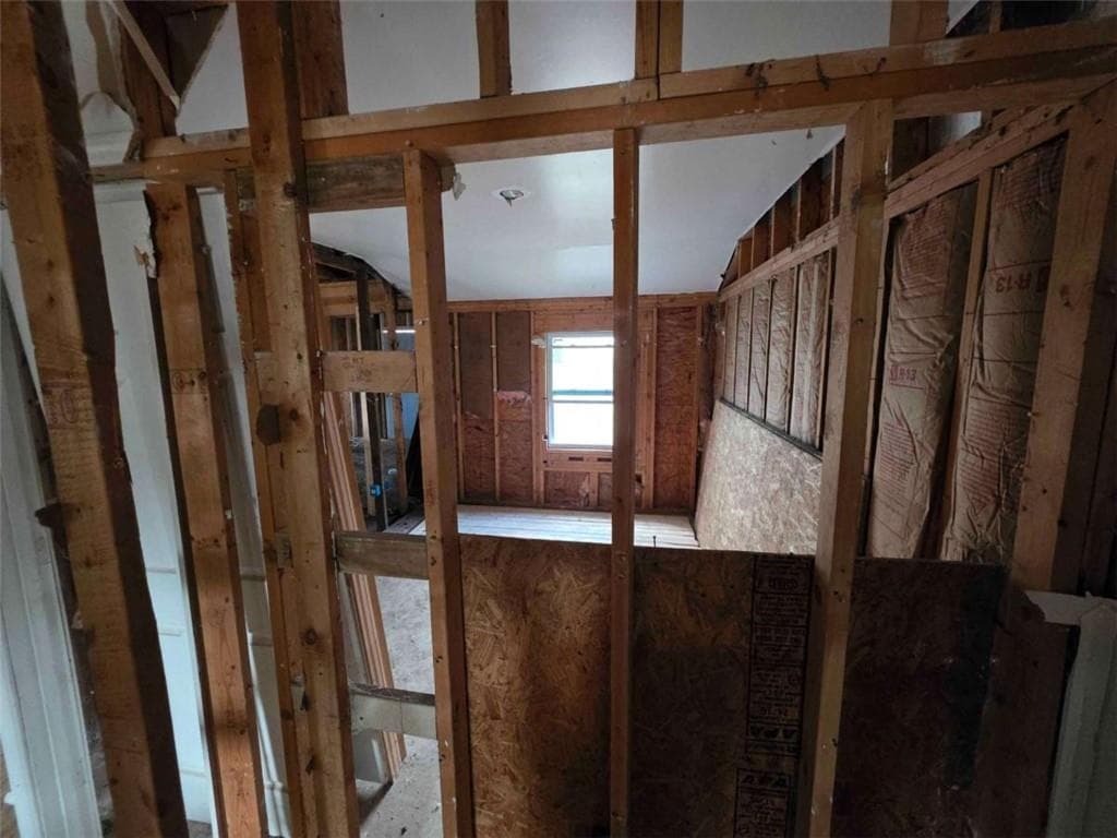 3 bedroom, 2 bathroom, 920 sq ft single family residence for sale at 1285 North Avenue, Atlanta, GA 30318 — photo 8