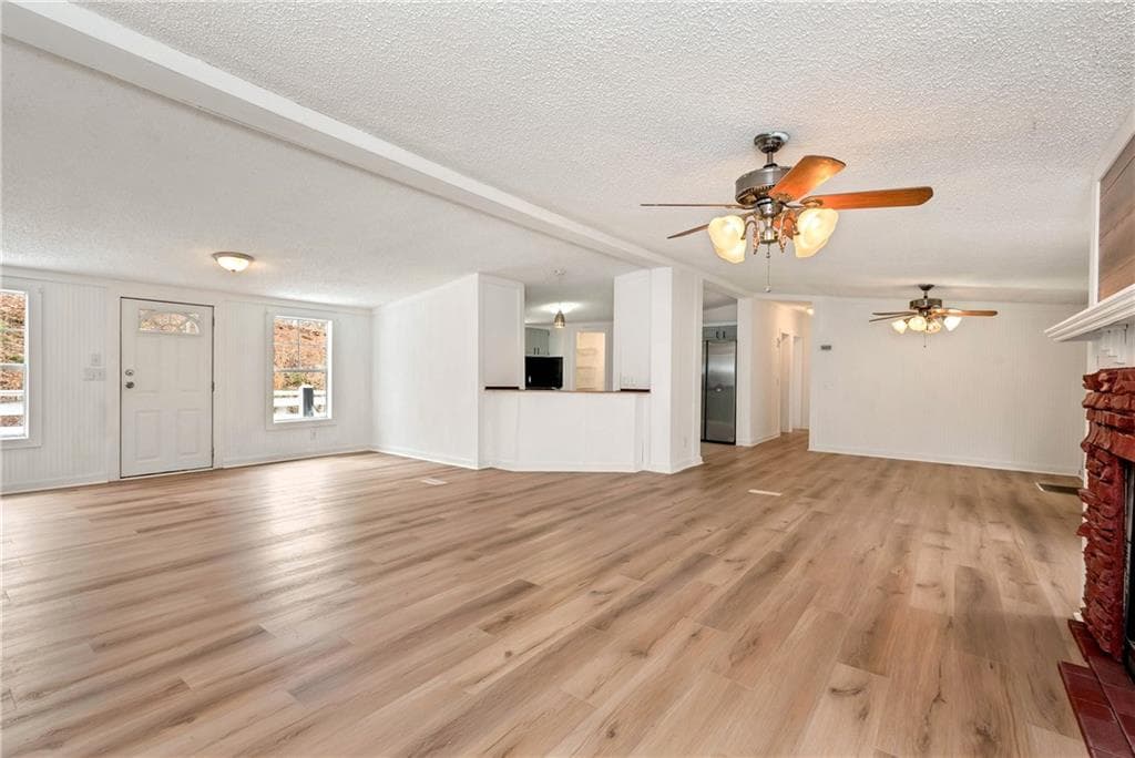 3 bedroom, 2 bathroom, 1,820 sq ft single family residence under contract at 660 Shenandoah Drive, Dahlonega, GA 30533 — photo 8