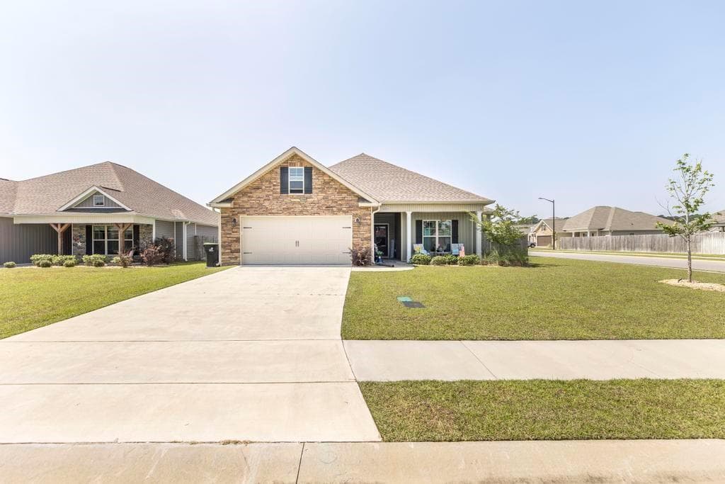 601 Charlestown Way, Bonaire, GA 31005 — most recent listing photo