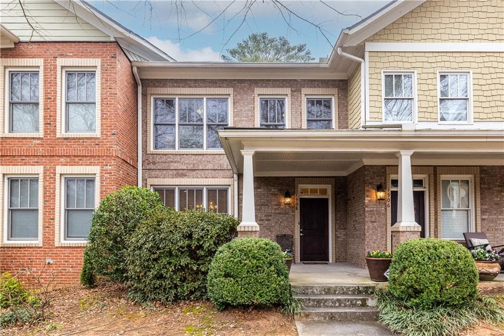 1508 Davis Oaks Way, Decatur, GA 30033 — most recent listing photo