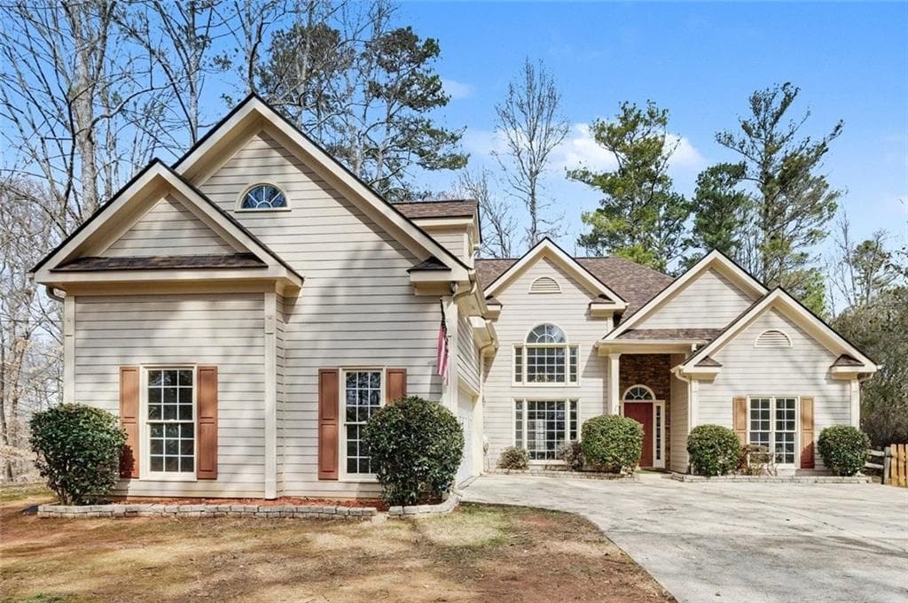 4 bedroom, 3 bathroom, 2,477 sq ft single family residence sold at 220 Wrights Mill Way, Canton, GA 30115
