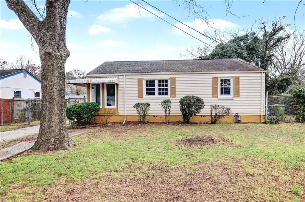 3 bedroom, 1 bathroom, 1,110 sq ft single family residence sold at 2630 Loghaven Drive, Atlanta, GA 30318