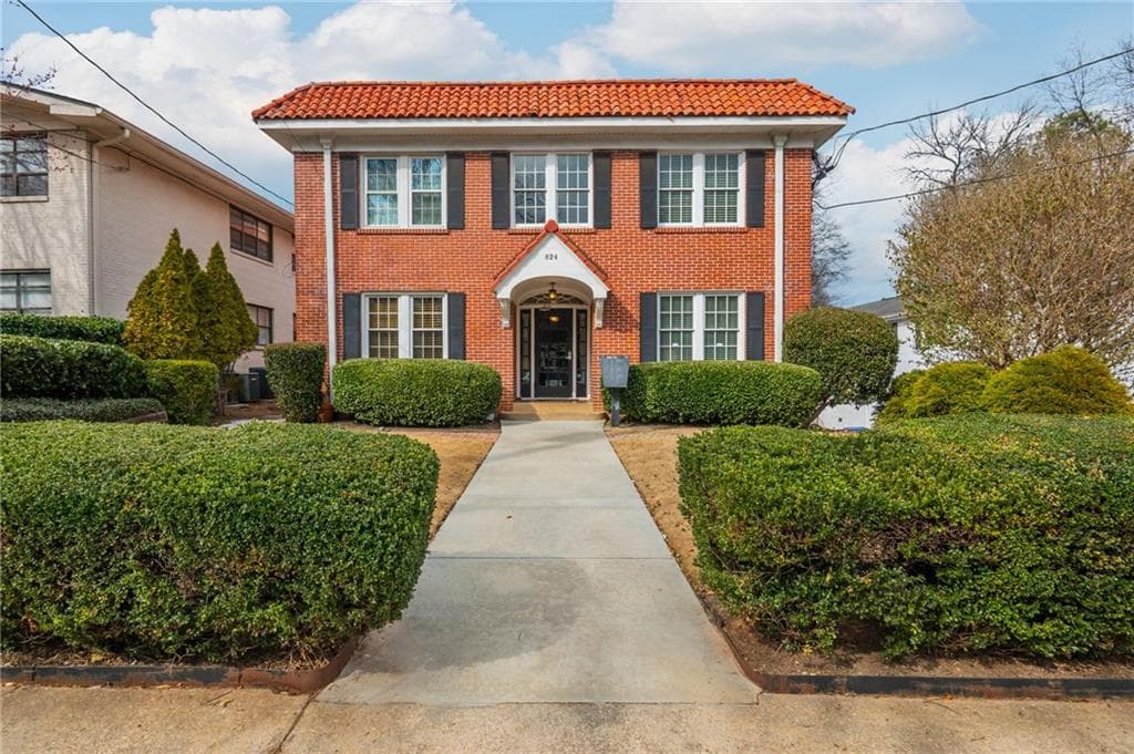 824 Greenwood Avenue 10