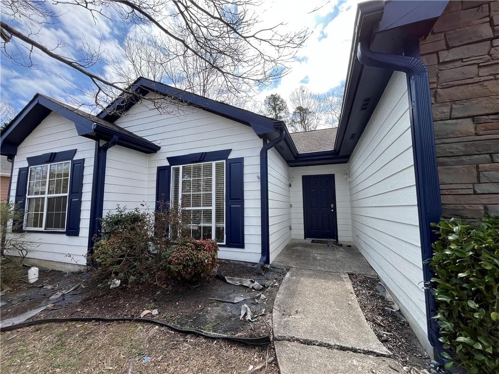 3 bedroom, 2 bathroom, 1,672 sq ft single family residence under contract at 54 Oxford Brook Way, Lawrenceville, GA 30046 — photo 6