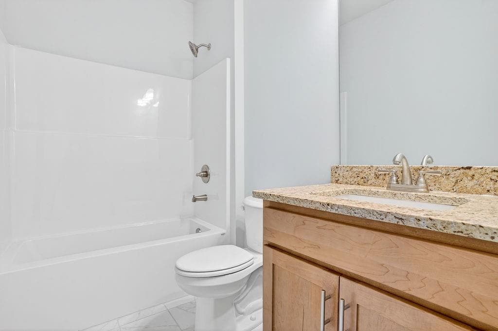 4 bedroom, 4 bathroom, 2,167 sq ft single family residence for sale at 130 Classic Overlook, Homer, GA 30547 — photo 9