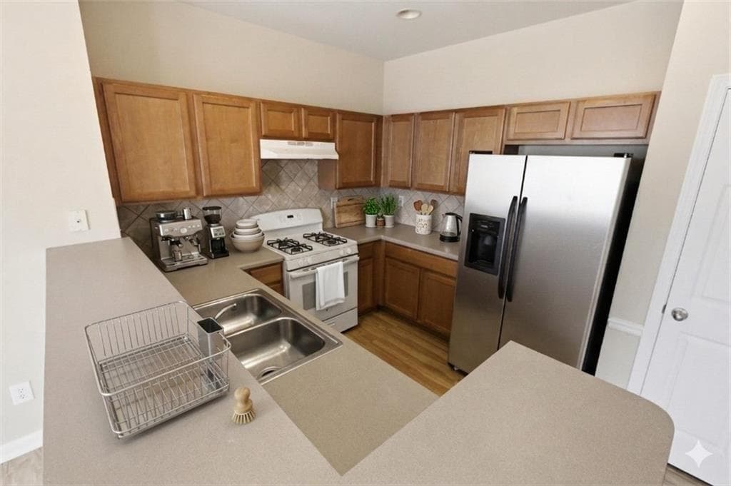 3 bedroom, 4 bathroom, 2,355 sq ft townhouse for sale at 776 Arbor Gate Lane, Lawrenceville, GA 30044 — photo 4