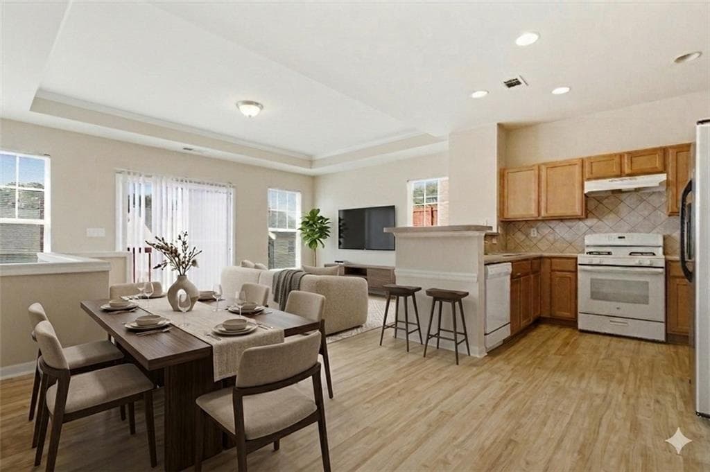 3 bedroom, 4 bathroom, 2,355 sq ft townhouse for sale at 776 Arbor Gate Lane, Lawrenceville, GA 30044 — photo 8