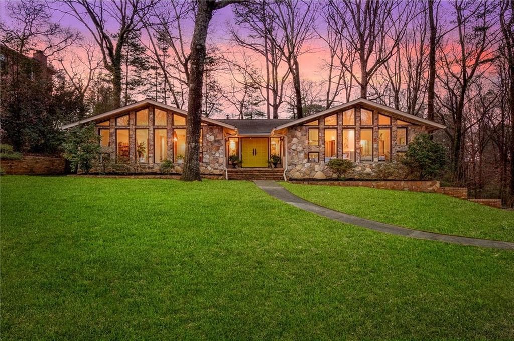 5129 Stratham Drive, Dunwoody, GA 30338 — most recent listing photo