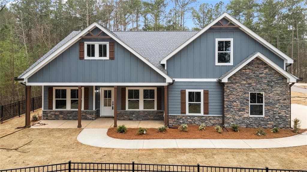 4 bedroom, 3 bathroom, 2,276 sq ft single family residence for sale at 9129 Lakeview Parkway, Villa Rica, GA 30180