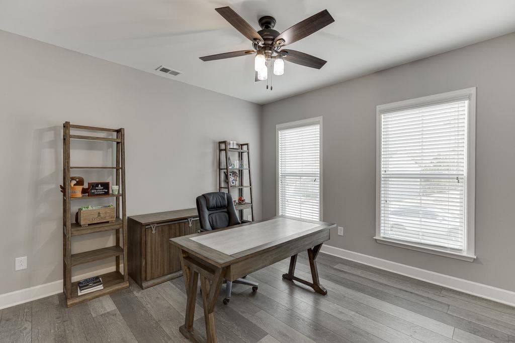 5 bedroom, 4 bathroom, 4,953 sq ft single family residence under contract at 7314 Shady Tree Court, Hoschton, GA 30548 — photo 5