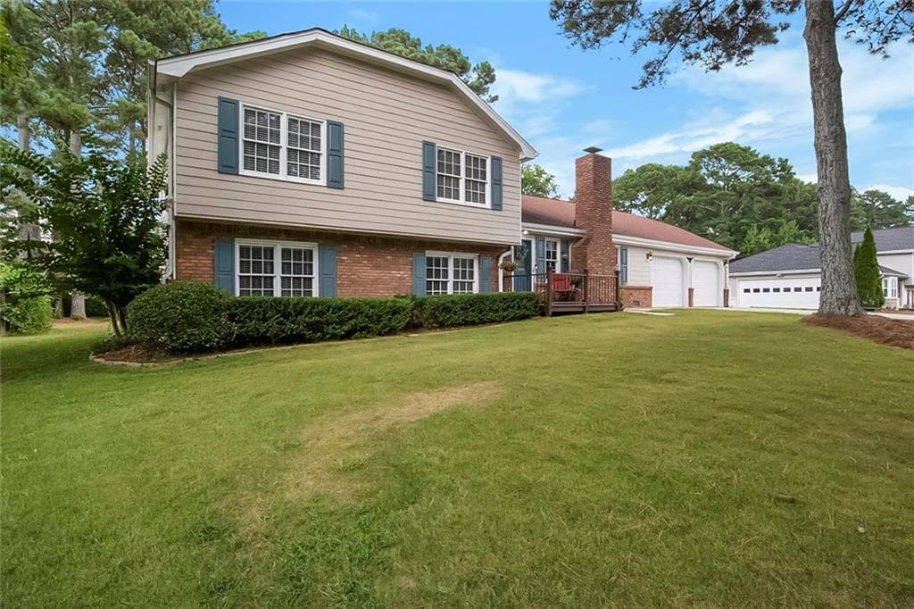 4 bedroom, 3 bathroom, 2,207 sq ft single family residence sold at 1727 Ramblewood Way, Snellville, GA 30078