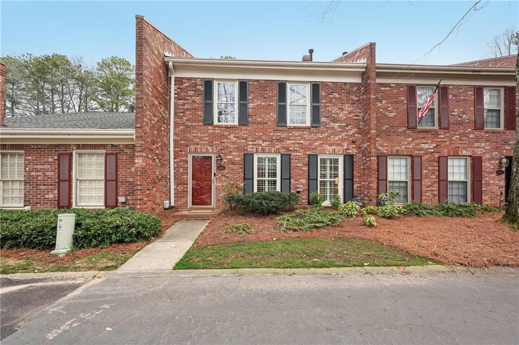266 The South Chace, Sandy Springs, GA 30328 — most recent listing photo
