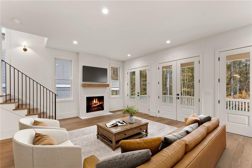 4 bedroom, 5 bathroom, 2,957 sq ft single family residence for sale at 11821 Serenbe Lane, Chattahoochee Hills, GA 30268 — photo 2