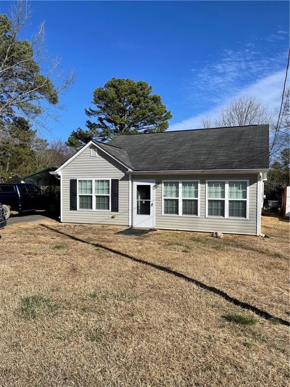 2 bedroom, 2 bathroom, 1,095 sq ft single family residence for sale at 4579 Dogwood Valley Road, Tunnel Hill, GA 30755 — photo 1 of 46