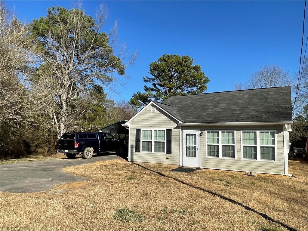 2 bedroom, 2 bathroom, 1,095 sq ft single family residence for sale at 4579 Dogwood Valley Road, Tunnel Hill, GA 30755 — photo 3