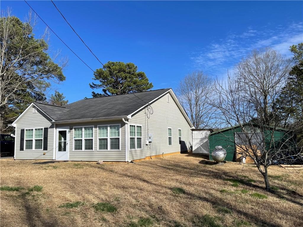 2 bedroom, 2 bathroom, 1,095 sq ft single family residence for sale at 4579 Dogwood Valley Road, Tunnel Hill, GA 30755 — photo 5
