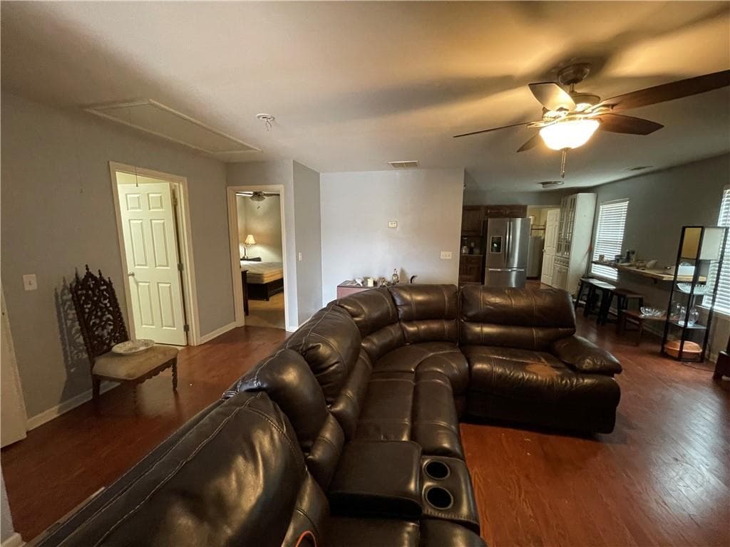2 bedroom, 2 bathroom, 1,095 sq ft single family residence for sale at 4579 Dogwood Valley Road, Tunnel Hill, GA 30755 — photo 7