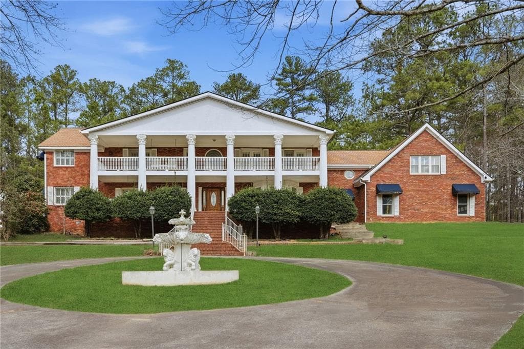 4 bedroom, 4 bathroom, 5,549 sq ft single family residence under contract at 1961 Luke Edwards Road, Dacula, GA 30019