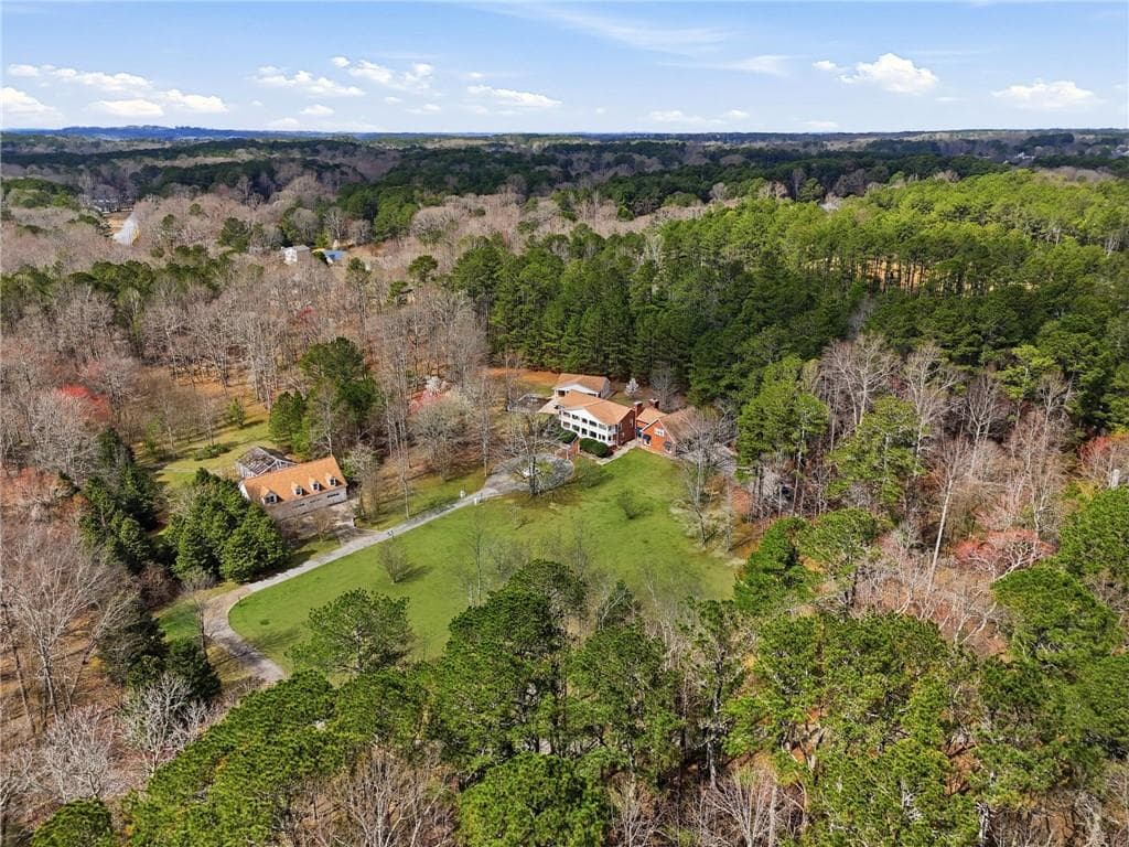4 bedroom, 4 bathroom, 5,549 sq ft single family residence under contract at 1961 Luke Edwards Road, Dacula, GA 30019 — photo 7