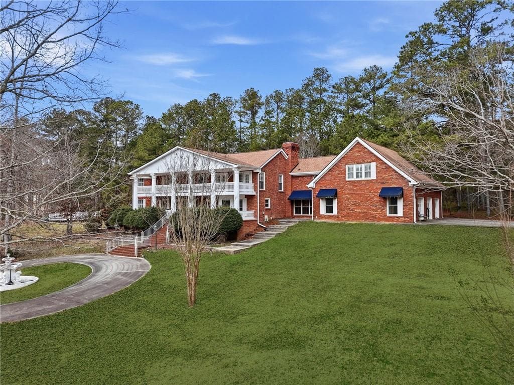 4 bedroom, 4 bathroom, 5,549 sq ft single family residence under contract at 1961 Luke Edwards Road, Dacula, GA 30019 — photo 8