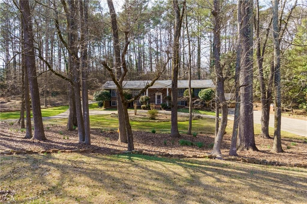 3 bedroom, 3 bathroom, 3,472 sq ft single family residence for sale at 5075 Deen Road, Marietta, GA 30066 — photo 3