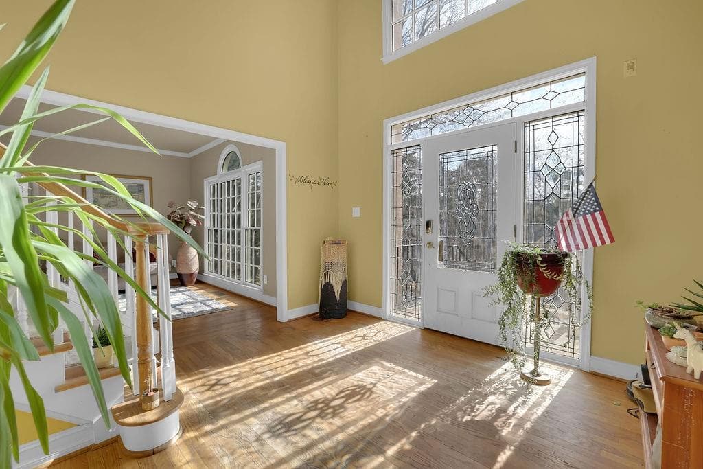 5 bedroom, 4 bathroom, 3,450 sq ft single family residence for sale at 1420 Olde Forge Lane, Woodstock, GA 30189 — photo 4