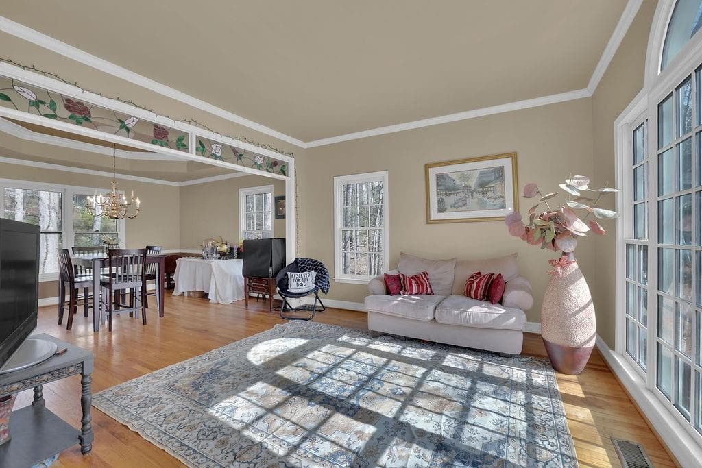 5 bedroom, 4 bathroom, 3,450 sq ft single family residence for sale at 1420 Olde Forge Lane, Woodstock, GA 30189 — photo 5