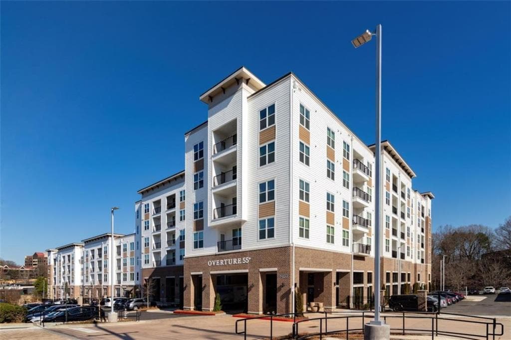 1 bedroom, 1 bathroom, 981 sq ft apartment for rent at 1927 Powers Ferry Road 522, Atlanta, GA 30339 for $2,115 a month — photo 1 of 33