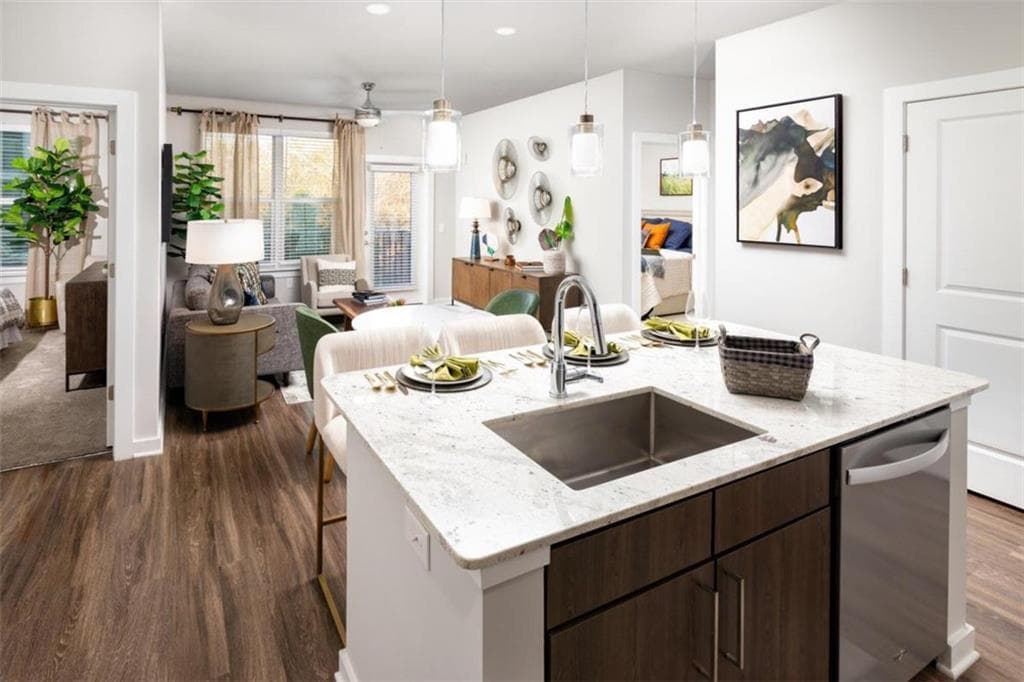 1 bedroom, 1 bathroom, 981 sq ft apartment for rent at 1927 Powers Ferry Road 522, Atlanta, GA 30339 for $2,115 a month — photo 7