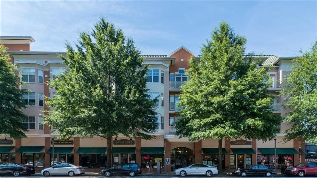 225 E Ponce De Leon Avenue 325, Decatur, GA 30030 — most recent listing photo