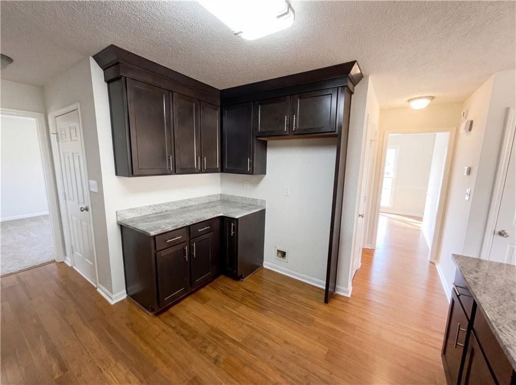 4 bedroom, 3 bathroom, 2,064 sq ft single family residence under contract at 1012 Crown Corners Drive, Mcdonough, GA 30253 — photo 9
