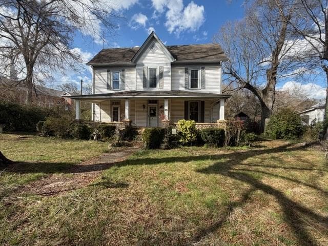 3 bedroom, 2 bathroom, 2,482 sq ft single family residence for sale at 111 Summer Street, Adairsville, GA 30103