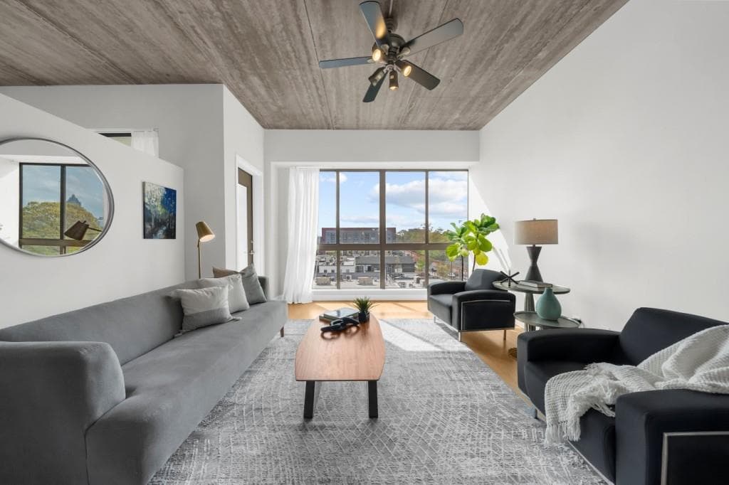 563 Memorial Drive 504, Atlanta, GA 30312 — most recent listing photo
