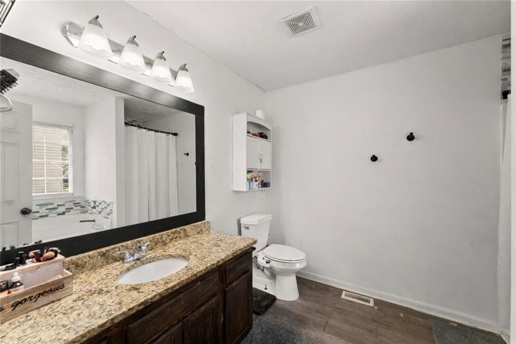3 bedroom, 2 bathroom, 1,672 sq ft single family residence under contract at 3044 Saddle Creek Drive, Gainesville, GA 30507 — photo 8