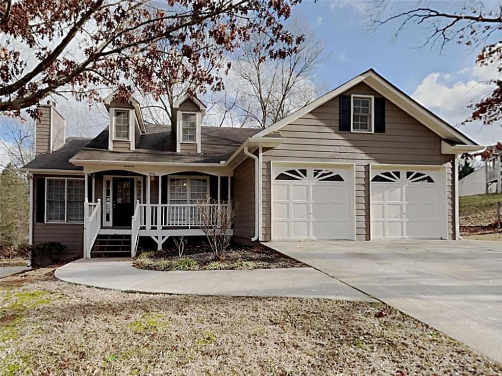 4 bedroom, 3 bathroom, 2,911 sq ft single family residence for sale at 252 Bridge Place, Douglasville, GA 30134